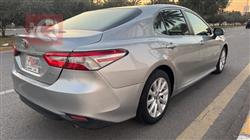 تۆیۆتا کامری